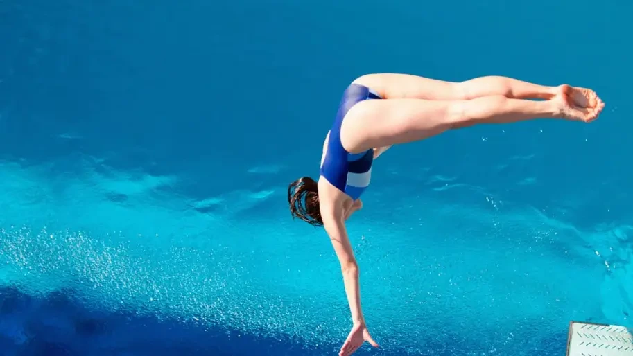 Польща відмовилася допускати спортсменів Росії та Білорусі до чемпіонату зі стрибків у воду