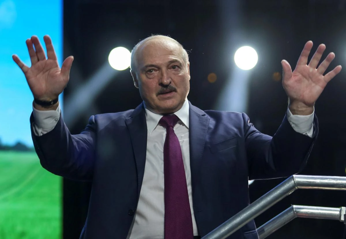 Лукашенко заявив, що співчуває Зеленському